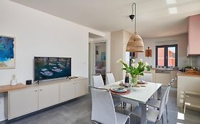 Irena Apartment No 2